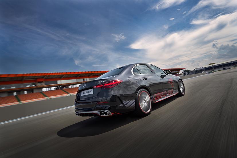 Tổng gi&#225;m đốc MBV: “Lần đầu ti&#234;n một mẫu xe thương mại c&#244;ng nghệ F1 được lắp r&#225;p ngay tại Việt Nam” - Ảnh 4