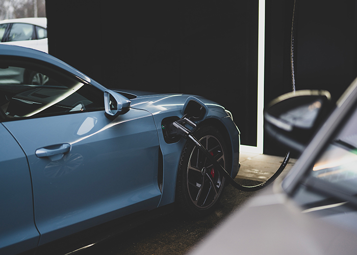 Những xu hướng sẽ định hình tương lai của ngành công nghiệp ô tô toàn cầu - Ảnh 1