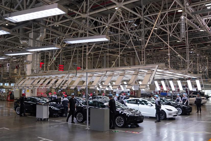 Tesla “thất hứa”, tiếp tục cuộc chiến giảm giá xe tại thị trường lớn nhất thế giới - Ảnh 2