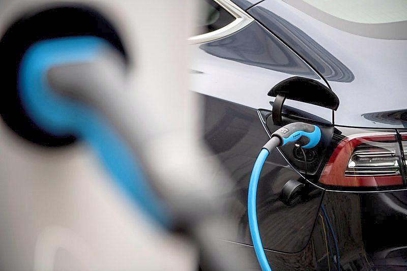 Tương lai của xe điện có thể phụ thuộc vào đầu kết nối được tối ưu hóa - Ảnh 1