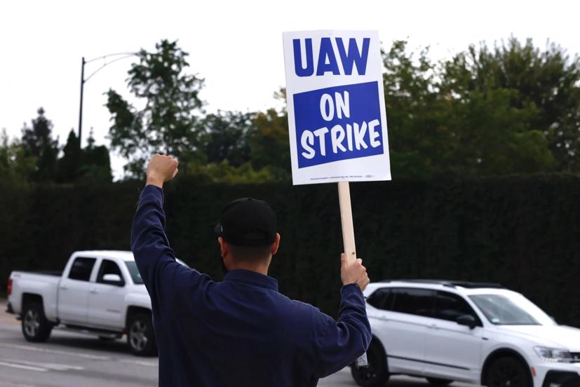 Cuộc đ&#236;nh c&#244;ng của c&#244;ng nh&#226;n ng&#224;nh &#244; t&#244; Mỹ đang bị lợi dụng? - Ảnh 2