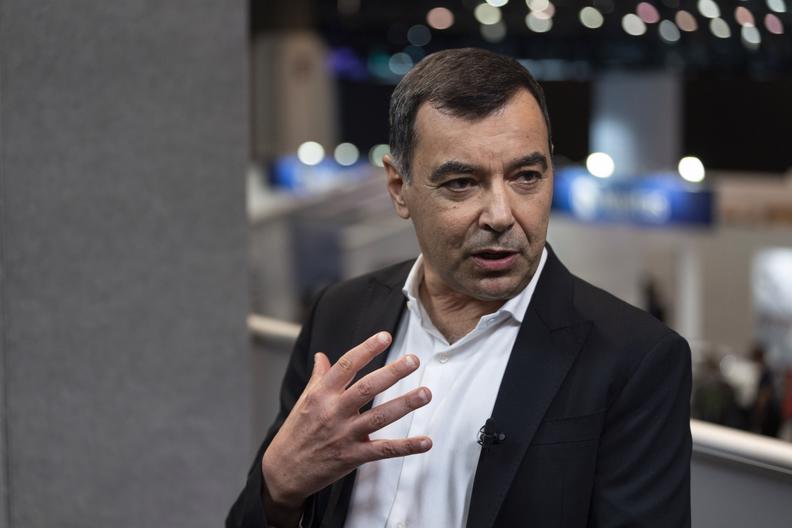 Cách những hãng công nghệ khổng lồ giành vị trí thống trị về công nghệ xe hơi thông minh - Ảnh 4