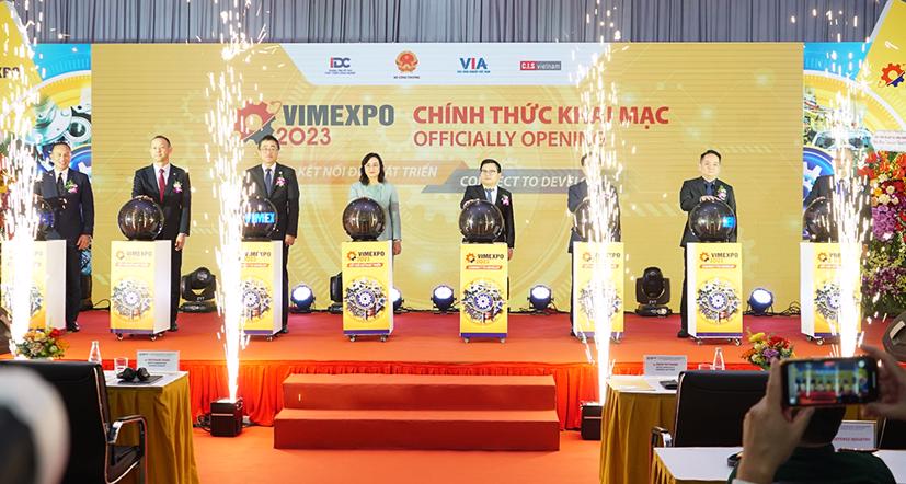 Lễ khai mạc Triển lãm Quốc tế lần thứ 4 về Công nghiệp hỗ trợ và Chế biến chế tạo Việt Nam (VIMEXPO 2023). Ảnh: Lê Vũ
