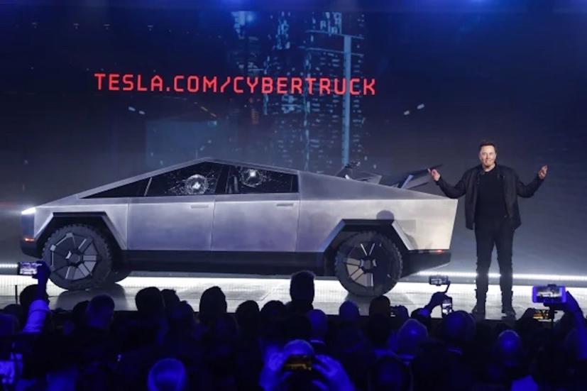 Tesla chính thức tiết lộ giá Cybertruck, đặt mục tiêu vượt doanh số các mẫu xe hiện có - Ảnh 2
