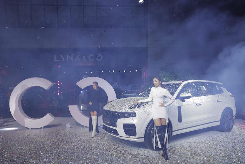 Lynk & Co 09 có mức giá gây nhiều tranh cãi. Ảnh: Tasco.