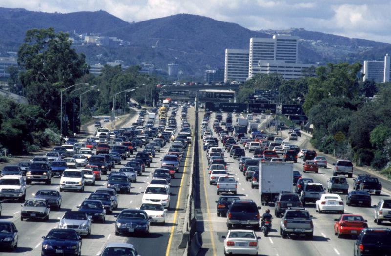 C&#225;c h&#227;ng xe Mỹ “tuột dốc” trong cuộc đua sản xuất xe tiết kiệm nhi&#234;n liệu - Ảnh 1