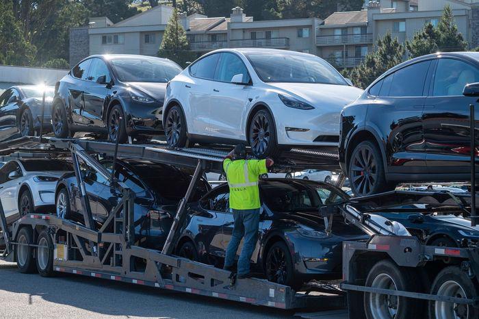 Tesla ch&#237;nh thức tụt lại ph&#237;a sau BYD tại thị trường &#244; t&#244; lớn nhất thế giới - Ảnh 1