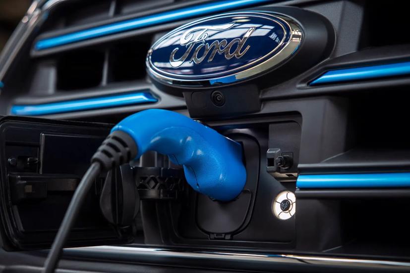 Ford tạm dừng sản xuất EV, tập trung sản xuất xe hybrid - Ảnh 2