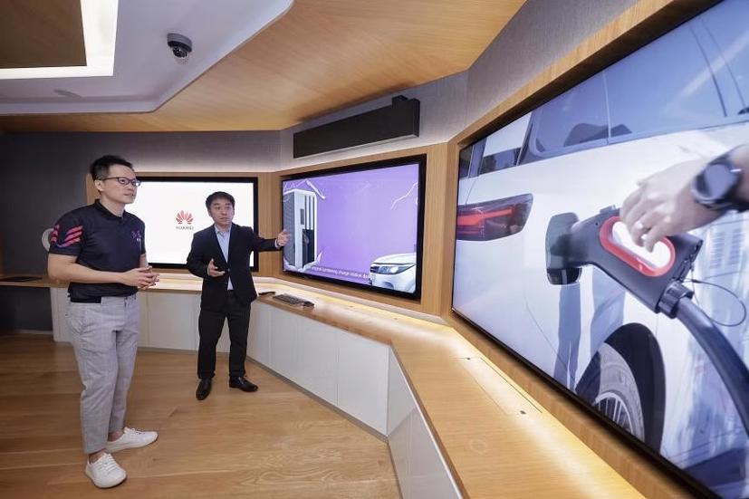 Huawei ph&#225;t triển sạc EV si&#234;u nhanh tại Trung Quốc, Tesla đứng trước nguy cơ mất thị phần - Ảnh 2