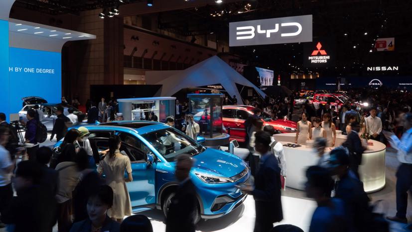 BYD thống trị thị trường xe điện Trung Quốc trong “b&#227;o giảm gi&#225;” - Ảnh 1