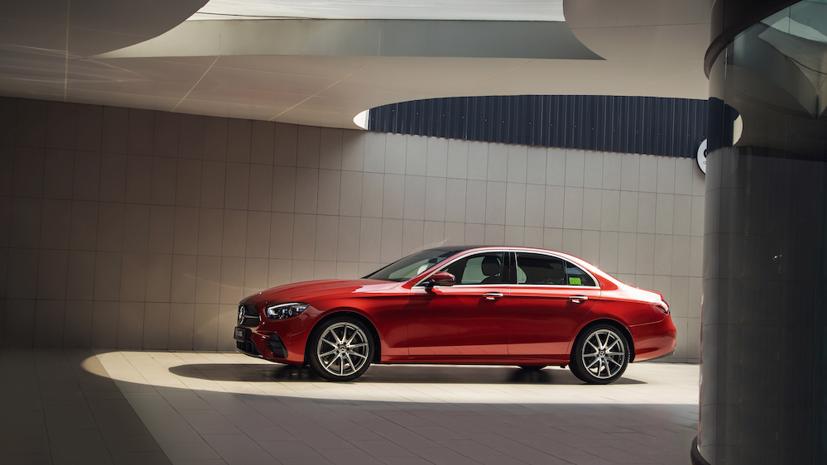 Cả thị trường chờ ch&#237;nh s&#225;ch, Mercedes-Benz Việt Nam “giảm trước” 50% ph&#237; trước bạ nhiều mẫu xe - Ảnh 1