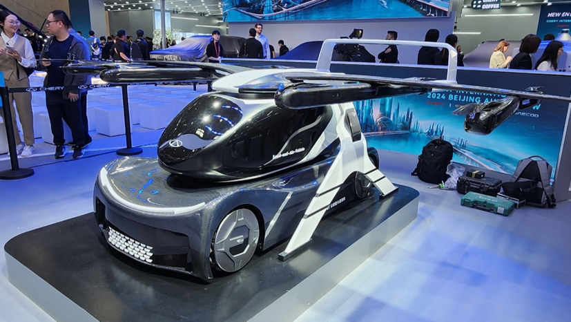 Máy bay không người lái tại triển lãm ô tô Bắc Kinh 2024.