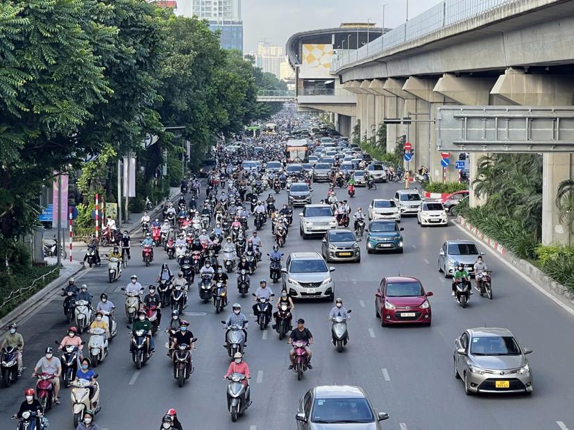 Theo Bộ GTVT, thực hiện Quyết định 19/2020 của Thủ tướng Chính phủ, hệ thu phí điện tử không dừng đã được triển khai có hiệu quả tại các trạm thu phí trong cả nước. 96% tổng số lượng phương tiện trên cả nước dán thẻ, mở tài khoản thu phí tham gia dịch vụ. Từ khi triển khai đến nay đã có trên 1 tỷ lượt xe giao dịch thông qua hệ thống thu phí điện tử không dừng.