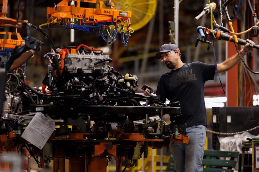 Xe điện gặp khó khăn, “bà đầm thép” của General Motors vẫn tự tin sớm có lãi - Ảnh 1