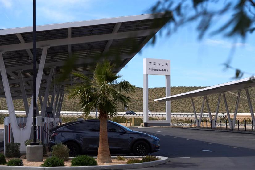 Elon Musk “tranh thủ” sức h&#250;t của bầu cử Mỹ để gi&#250;p Tesla như thế n&#224;o? - Ảnh 3