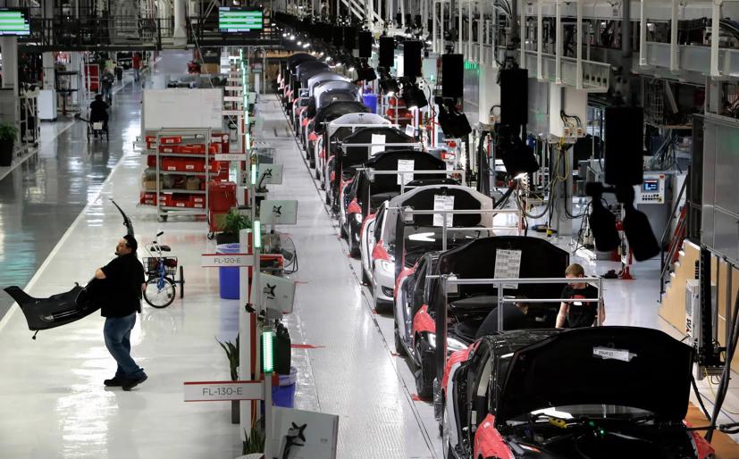 Elon Musk “tranh thủ” sức h&#250;t của bầu cử Mỹ để gi&#250;p Tesla như thế n&#224;o? - Ảnh 2