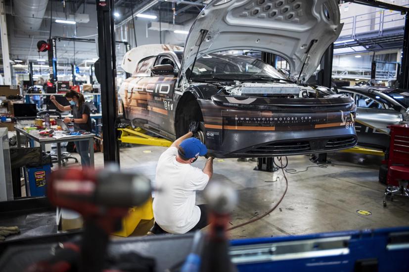 C&#225;c nh&#224; sản xuất &#244; t&#244; chi ti&#234;u “chưa từng c&#243;” cho xe điện, xe tự l&#225;i - Ảnh 2