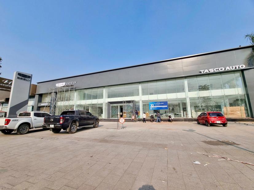 Showroom của Geely được đặt tại các vị trí đắc địa trong hệ thống của Tasco tại Hà Nội.