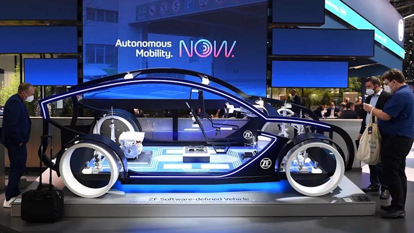 Các nhà cung cấp pin và phụ tùng xe điện “loay hoay” trước sức ép làn sóng EV - Ảnh 2