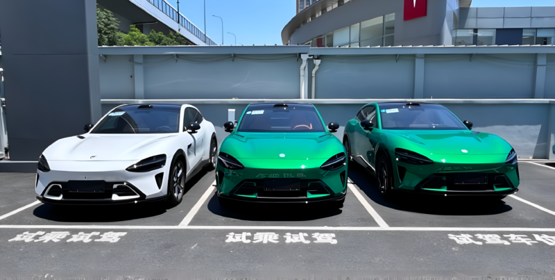 Giao h&#224;ng chậm, Xiaomi đứng trước nguy cơ bị đối thủ “cướp kh&#225;ch” - Ảnh 2