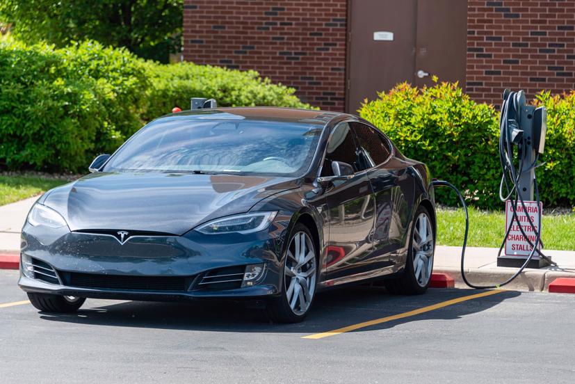 Ô tô điện của Tesla ngày càng chiếm lĩnh thị trường, vốn hóa của tập đoàn đã vượt mức 500 tỷ USD.