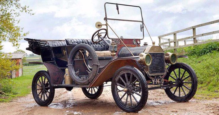 10 ô tô bán chạy nhất mọi thời đại - Ảnh 1