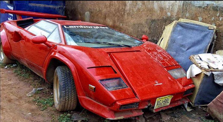 Ch&#249;m ảnh: Bị bỏ rơi, loạt xe Lamborghini đắt đỏ h&#243;a sắt vụn - Ảnh 10