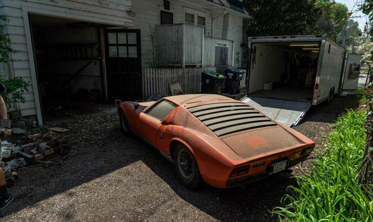 Ch&#249;m ảnh: Bị bỏ rơi, loạt xe Lamborghini đắt đỏ h&#243;a sắt vụn - Ảnh 13