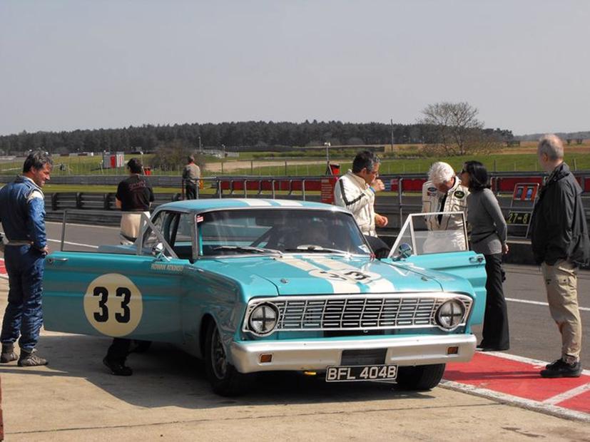 Khám phá bộ sưu tập ô tô đắt giá của “Mr. Bean” - Ảnh 13