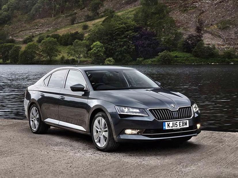 Khám phá bộ sưu tập ô tô đắt giá của “Mr. Bean” - Ảnh 10