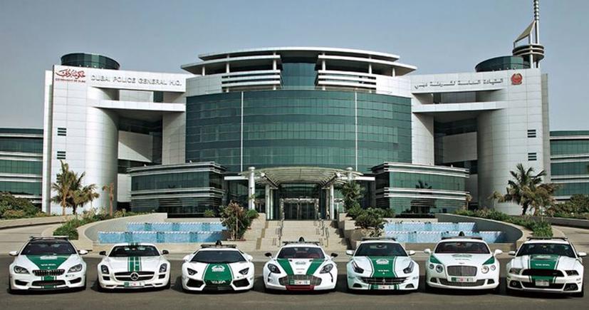 15 điều th&#250; vị về đội si&#234;u xe của cảnh s&#225;t Dubai - Ảnh 4
