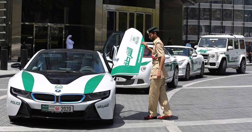 15 điều th&#250; vị về đội si&#234;u xe của cảnh s&#225;t Dubai - Ảnh 10