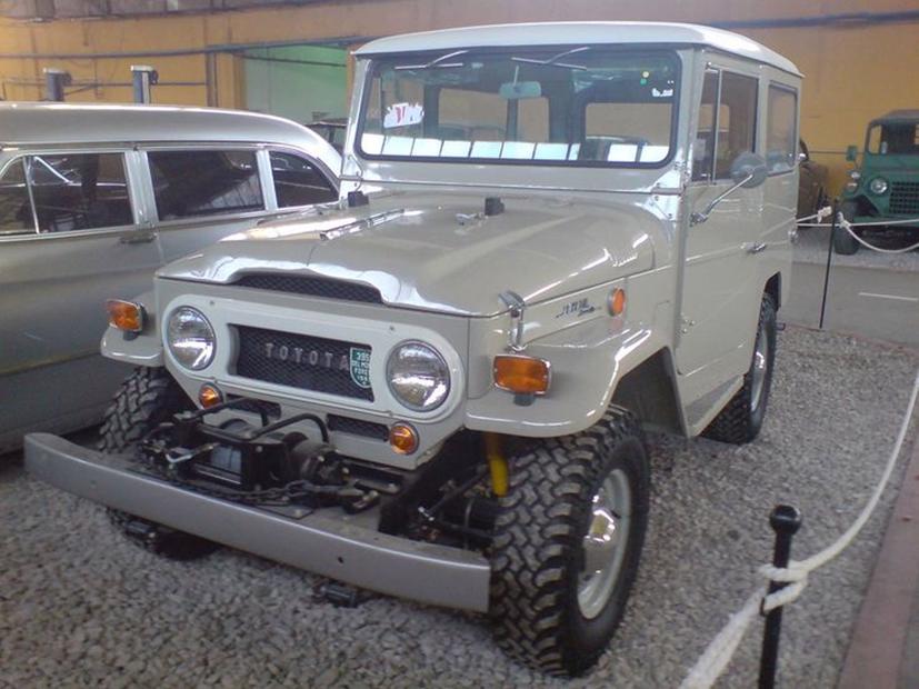 Hành trình “tiến hóa” của huyền thoại Toyota Land Cruiser - Ảnh 3 Hành trình “tiến hóa” của huyền thoại Toyota Land Cruiser - Ảnh 3