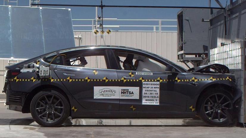 Những khả năng “si&#234;u đỉnh” của Tesla Model 3 c&#243; thể bạn chưa biết - Ảnh 10