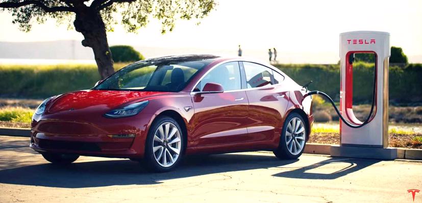 Những khả năng “si&#234;u đỉnh” của Tesla Model 3 c&#243; thể bạn chưa biết - Ảnh 3