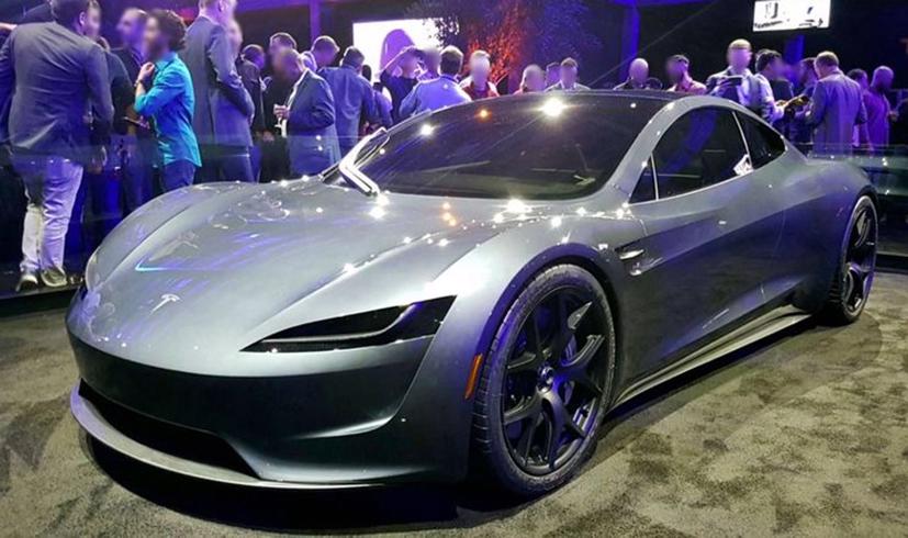 Bộ sưu tập ô tô độc đáo của Elon Musk - Ảnh 13