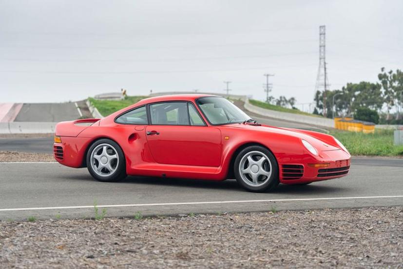 Porsche 959 Sport Coupe đời 1988 - Ảnh: Bloomberg.