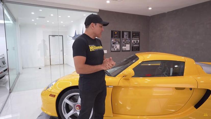 Bộ sưu tập ô tô “chất lừ” của một đại gia địa ốc Mỹ - Ảnh 2