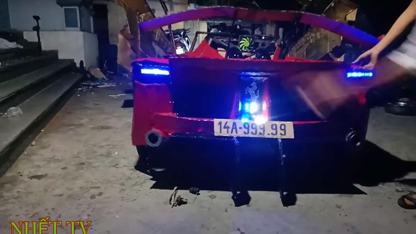Motor1 ngạc nhi&#234;n với “Ferrari” l&#224;m bằng b&#236;a c&#225;t-t&#244;ng của bạn trẻ Việt Nam - Ảnh 6