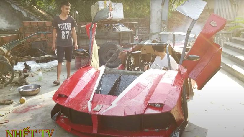 Motor1 ngạc nhi&#234;n với “Ferrari” l&#224;m bằng b&#236;a c&#225;t-t&#244;ng của bạn trẻ Việt Nam - Ảnh 8