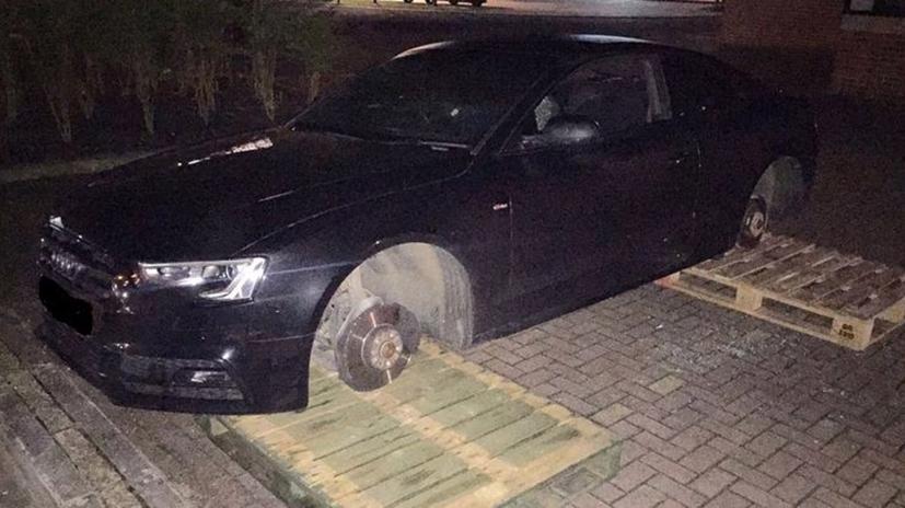 Loạt ảnh &#244; t&#244; đắt tiền bị đạo ch&#237;ch “vặt” b&#225;nh - Ảnh 14