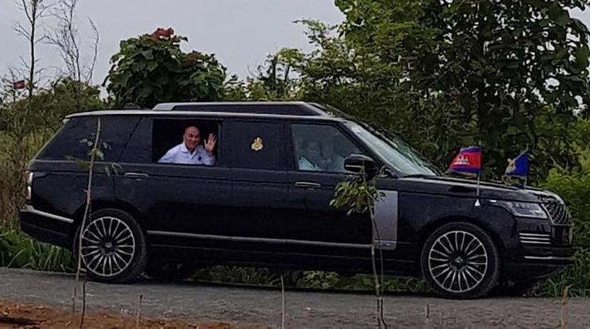 Ô tô ấn tượng của các nhà lãnh đạo thế giới - Ảnh 16