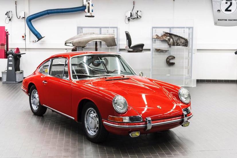 H&#224;nh tr&#236;nh tiến h&#243;a của 911, si&#234;u xe huyền thoại của Porsche - Ảnh 2
