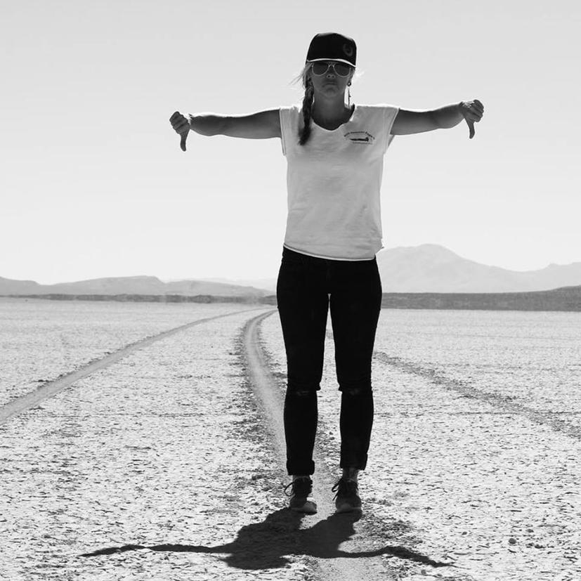 Jessi Combs được Guinness c&#244;ng nhận l&#224; người phụ nữ l&#225;i xe nhanh nhất thế giới - Ảnh 6