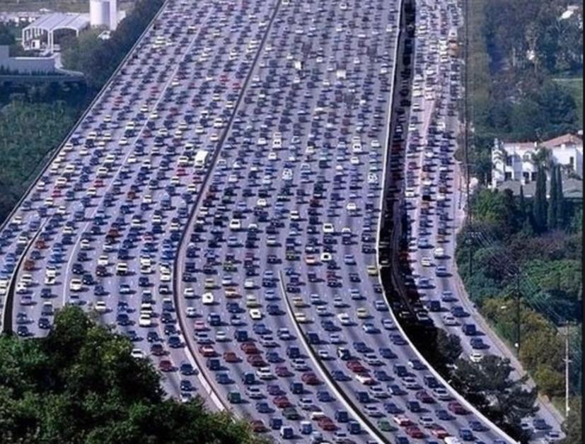 Cận cảnh những vụ tắc đường khủng khiếp nhất thế giới - Ảnh 2