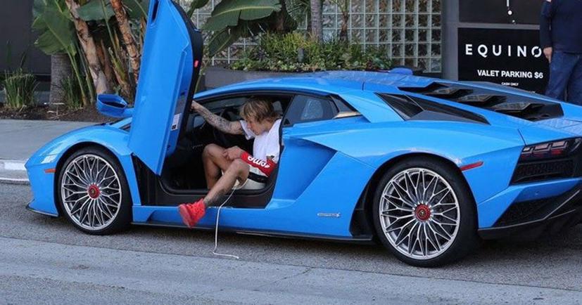 Xế hộp cưng của 10 sao hạng A - Ảnh 3