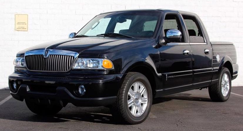 10 mẫu xe “xấu để đời” của c&#225;c thương hiệu &#244; t&#244; nổi tiếng - Ảnh 9