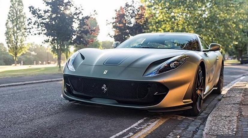 Sở th&#237;ch sưu tập xe Ferrari của si&#234;u đầu bếp Gordon Ramsay - Ảnh 12