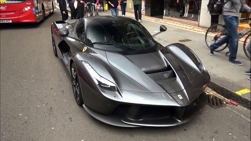 Sở th&#237;ch sưu tập xe Ferrari của si&#234;u đầu bếp Gordon Ramsay - Ảnh 10