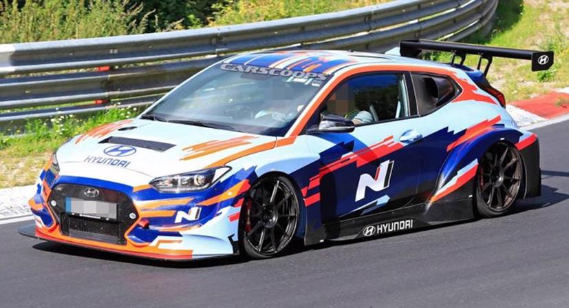 10 mẫu xe đắt bất ngờ từ c&#225;c thương hiệu &#244; t&#244; phổ th&#244;ng - Ảnh 6